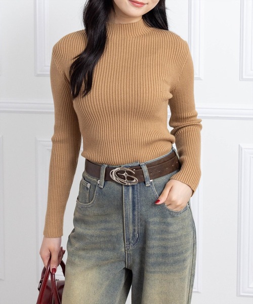 clear（クリア）の「【18色展開】ハイゲージハイネックニットトップス [オフィスカジュアル 着回し抜群 大人]≪再入荷≫（ニット/セーター・レディース・ライトブルー/ブラック/ブラウン/グレー/オレンジ/グリーン/レモンイエロー/ライトピンク/ラベンダー/ブルー系その他/ピンク系その他/アイボリー/ブルー/ピンク/レッド/キャメル/グレイッシュベージュ/パープル系その他・F）」の12枚目の写真