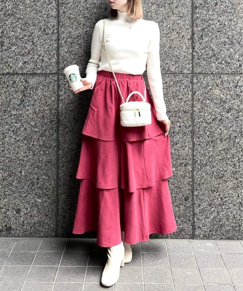 clear（クリア）の「【18色展開】ハイゲージハイネックニットトップス [オフィスカジュアル 着回し抜群 大人]≪再入荷≫（ニット/セーター・レディース・ライトブルー/ブラック/ブラウン/グレー/オレンジ/グリーン/レモンイエロー/ライトピンク/ラベンダー/ブルー系その他/ピンク系その他/アイボリー/ブルー/ピンク/レッド/キャメル/グレイッシュベージュ/パープル系その他・F）」の22枚目の写真