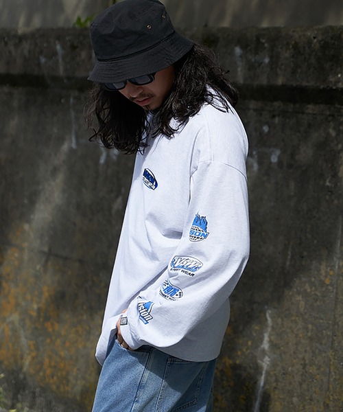 VISION STREET WEAR（ヴィジョンストリートウェア）の「VISION STREET WEAR ヴィジョンストリートウェア ロゴ袖プリントロンTシャツ（Tシャツ/カットソー・メンズ・ホワイト/ライトグレー/ブラック・M/L/LL）」の4枚目の写真