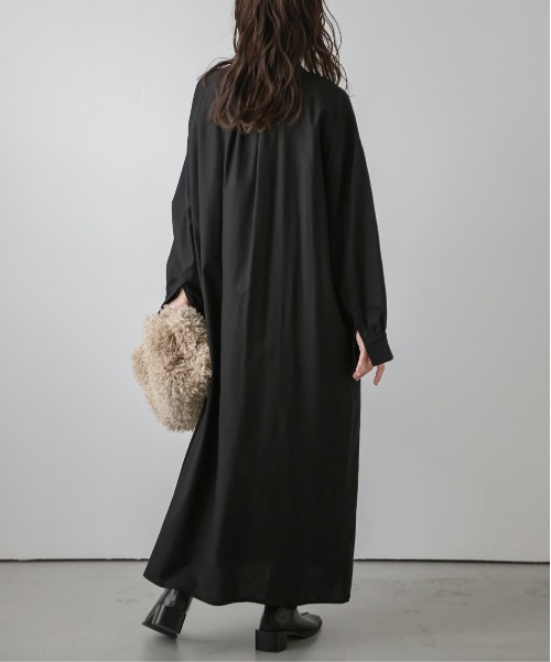 La-gemme(ラジェム)の「ロングシャツワンピース(ワンピース・レディース・ブラック/ベージュ/テラコッタ/グレー・フリー)」の7枚目の写真