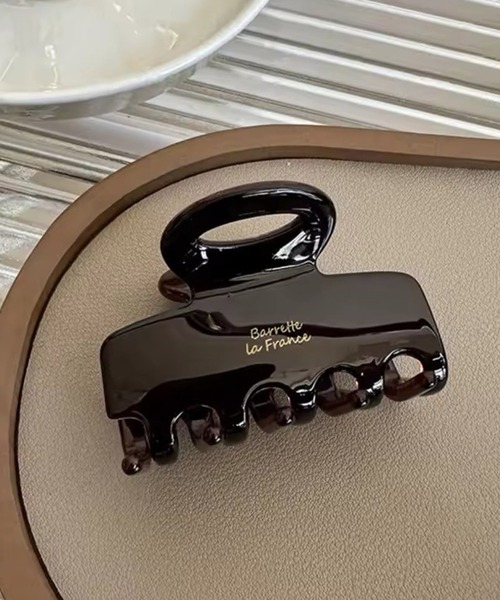 Port（ポート）の「【 Port / ポート 】 ワンカラー スクエア ミニ バンスクリップ（バレッタ/ヘアクリップ・レディース・ベージュ/ブラック/レッド/ブラウン/ホワイト・FREE）」の3枚目の写真