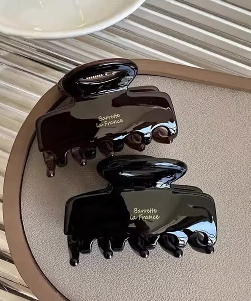 Port（ポート）の「【 Port / ポート 】 ワンカラー スクエア ミニ バンスクリップ（バレッタ/ヘアクリップ・レディース・ベージュ/ブラック/レッド/ブラウン/ホワイト・FREE）」の8枚目の写真