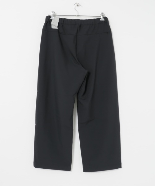 DESCENTE ALLTERRAIN（デサント　オルテライン）の「DESCENTE ALLTERRAIN　TECH WIDE PANTS（その他パンツ・メンズ・グレー/ブラック・MEDIUM/LARGE）」の9枚目の写真