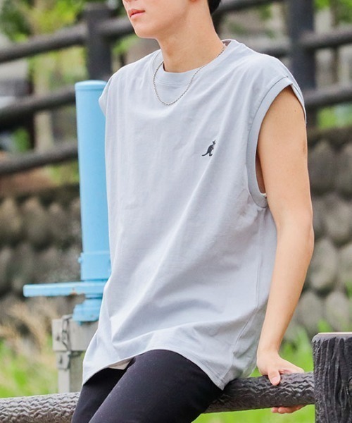 KANGOL(カンゴール)の「/KANGOL/ワンポイント刺繍タンクトップ(Tシャツ/カットソー・メンズ・グレー/グリーン/ブラック/ホワイト・LARGE/MEDIUM)」の1枚目の写真