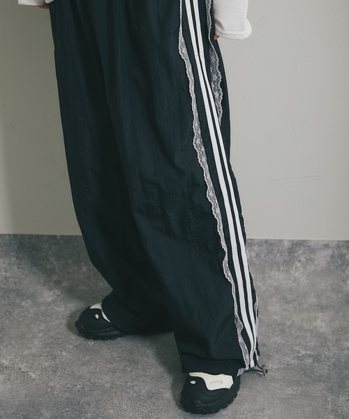 ANOTHER S（アナザーエス）の「サイドラインナイロンパンツ（カーゴパンツ・レディース・ブラック・FREE）」の10枚目の写真