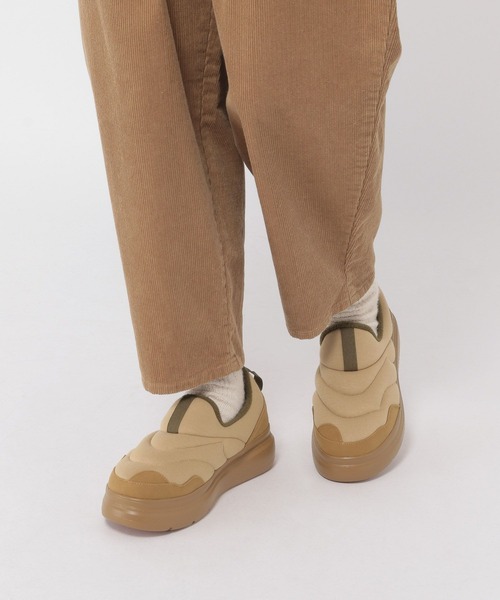 studio CLIP（スタディオクリップ）の「【消臭/抗菌防臭/クッションインソール】軽らくモックスニーカー（スニーカー・レディース・ブラック/グレー/ベージュ・LARGE/MEDIUM）」の3枚目の写真