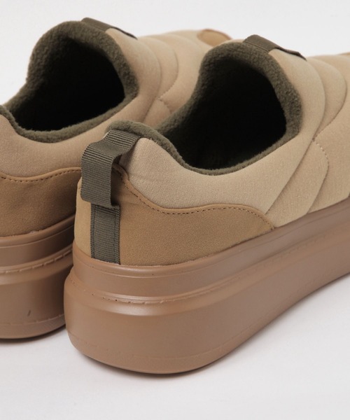 studio CLIP（スタディオクリップ）の「【消臭/抗菌防臭/クッションインソール】軽らくモックスニーカー（スニーカー・レディース・ブラック/グレー/ベージュ・LARGE/MEDIUM）」の18枚目の写真