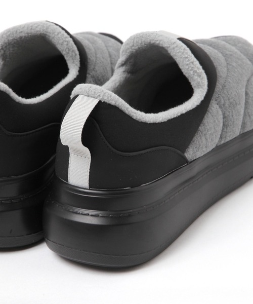 studio CLIP（スタディオクリップ）の「【消臭/抗菌防臭/クッションインソール】軽らくモックスニーカー（スニーカー・レディース・ブラック/グレー/ベージュ・LARGE/MEDIUM）」の21枚目の写真