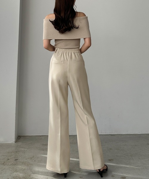 Louere(ルエレ)の「ゴールドボタンフレアパンツ(スラックス・レディース・ブラック/アイボリー/ダークベージュ・SMALL/MEDIUM/LARGE/X-LARGE)」の12枚目の写真