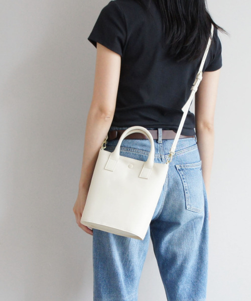 TIDEWAY（タイドウェイ）の「Nuts LEATHER 2WAY TOTE（ショルダーバッグ・レディース・ブラウン/ブラック/アイボリー・FREE）」の13枚目の写真