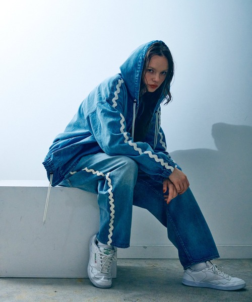 RNA（アールエヌエー）の「R4301 BIG5ポケット（デニムパンツ）」 - WEAR