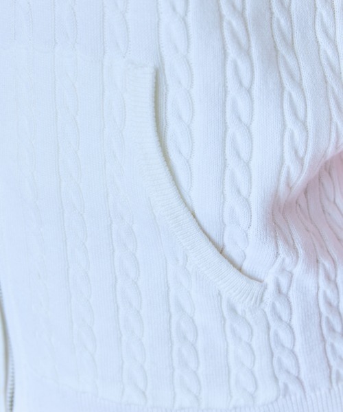 marun（マルン）の「＜大きいサイズ＞ベア刺しゅうケーブルニットダブルジップパーカー marun（パーカー・レディース・オフホワイト/ネイビー・L/LL/3L/4L/5L）」の9枚目の写真