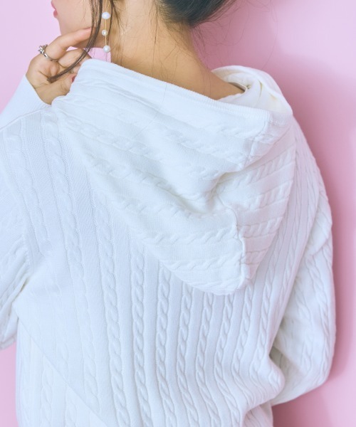 marun（マルン）の「＜大きいサイズ＞ベア刺しゅうケーブルニットダブルジップパーカー marun（パーカー・レディース・オフホワイト/ネイビー・L/LL/3L/4L/5L）」の15枚目の写真