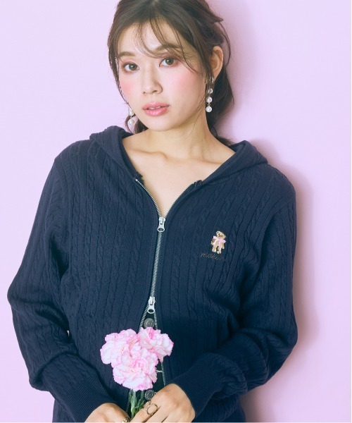 marun（マルン）の「＜大きいサイズ＞ベア刺しゅうケーブルニットダブルジップパーカー marun（パーカー・レディース・オフホワイト/ネイビー・L/LL/3L/4L/5L）」の21枚目の写真