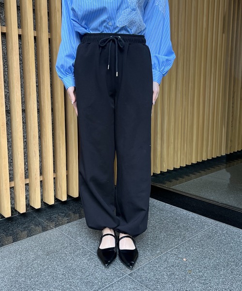 Another Branch olive des olive（アナザーブランチオリーブデオリーブ）の「【WEB限定】キレイ見えスウェットパンツ（スウェットパンツ・レディース・ブラック/グレー/アイボリー・SMALL/MEDIUM）」の18枚目の写真