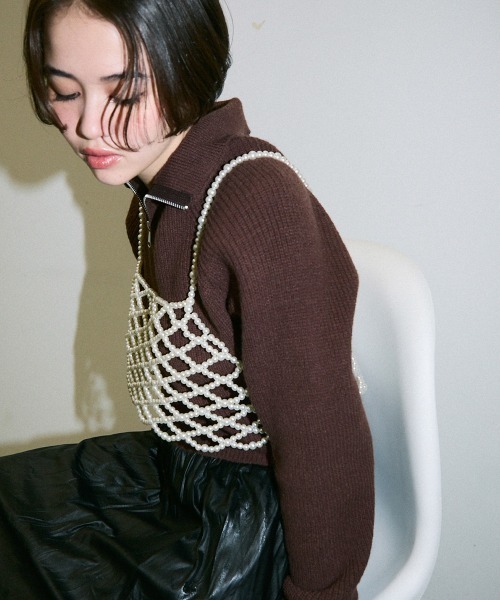 Clum(クルム)の「half zipup short knit tops / ハーフジップショート丈ニットトップス(ニット/セーター・レディース・ホワイト/ブラック/ブラウン・FREE)」の11枚目の写真