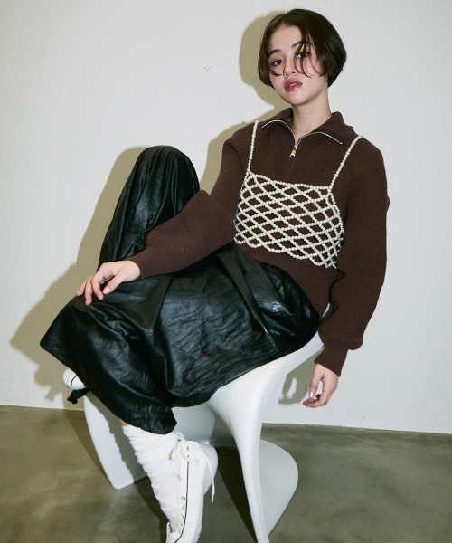 Clum(クルム)の「half zipup short knit tops / ハーフジップショート丈ニットトップス(ニット/セーター・レディース・ホワイト/ブラック/ブラウン・FREE)」の13枚目の写真