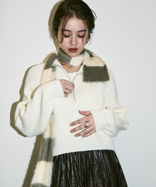Clum(クルム)の「half zipup short knit tops / ハーフジップショート丈ニットトップス(ニット/セーター・レディース・ホワイト/ブラック/ブラウン・FREE)」の21枚目の写真