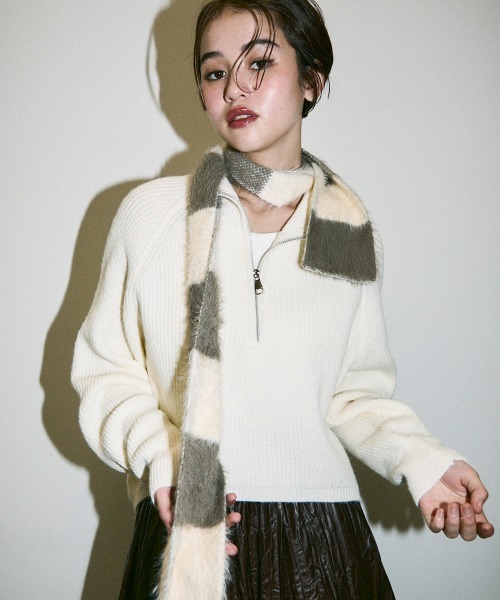 Clum(クルム)の「half zipup short knit tops / ハーフジップショート丈ニットトップス(ニット/セーター・レディース・ホワイト/ブラック/ブラウン・FREE)」の22枚目の写真