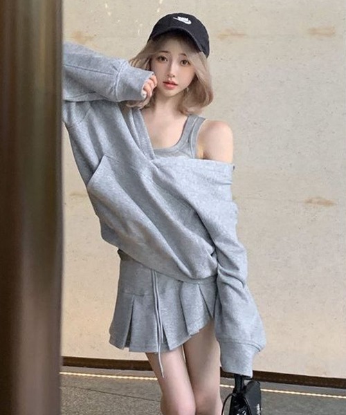 meJane（ミージェーン）の「オーバースウェットフーディー×プリーツミニスカート×タンクトップ ３点セットアップ（セットアップ・レディース・ホワイト/グレー・M/L）」の7枚目の写真