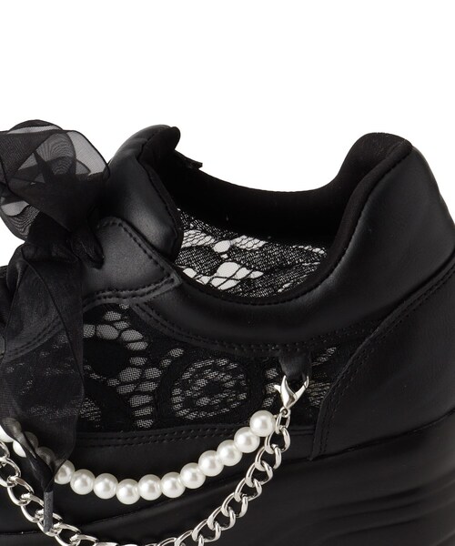cs T&P(シーエスティーアンドピー)の「厚底パール調チェ―ン付2WAYレーススニーカー(スニーカー・レディース・ホワイト/ブラック/ブルー・LL/L/M/S)」の16枚目の写真