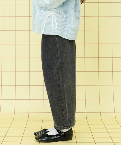 LEPSIM(レプシィム)の「【KIDS】カーブデニムパンツ 283533(デニムパンツ・キッズ・ブルー/チャコールグレー・120/140)」の14枚目の写真