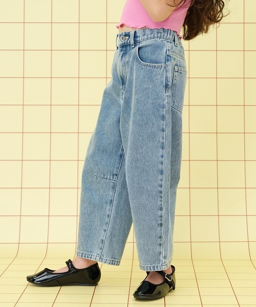 LEPSIM(レプシィム)の「【KIDS】カーブデニムパンツ 283533(デニムパンツ・キッズ・ブルー/チャコールグレー・120/140)」の21枚目の写真