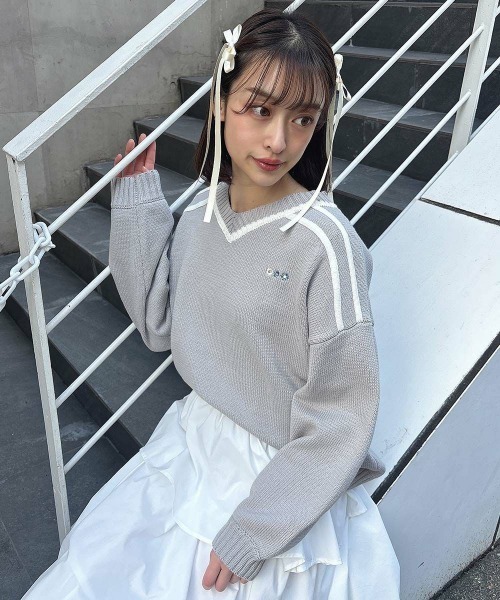 F i.n.t（フィント）の「刺繍入りゲームシャツニット/fint　フィント（ニット/セーター・レディース・グリーン/ライトグレー・FREE）」の2枚目の写真