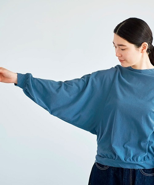 HAU(ハウ)の「ハイネック トップス dolman(Tシャツ/カットソー・レディース・ホワイト/ブルー/ブラック・MEDIUM)」の3枚目の写真