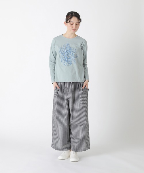 Plantation(プランテーション)の「(B)フラワーブーケT / カットソー / (O)(Tシャツ/カットソー・レディース・ライトブルー/ライトグレー・M size/L size)」の8枚目の写真