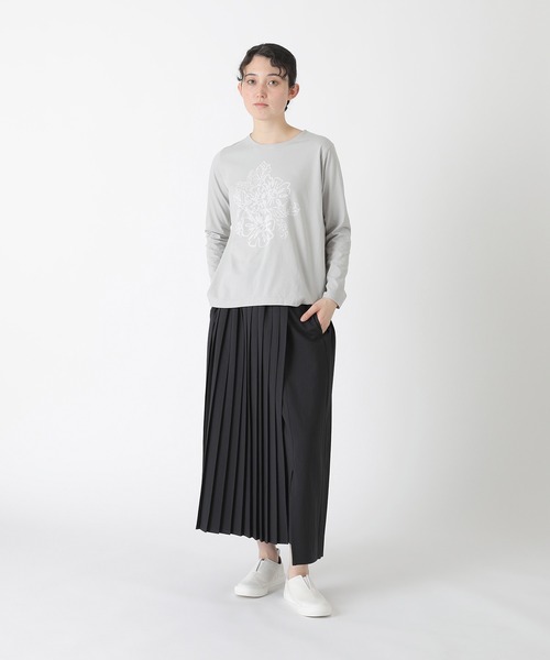 Plantation(プランテーション)の「(B)フラワーブーケT / カットソー / (O)(Tシャツ/カットソー・レディース・ライトブルー/ライトグレー・M size/L size)」の3枚目の写真