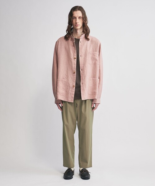 District（ディストリクト）の「＜District＞ シャンブレー １プリーツ テーパード パンツ（その他パンツ・メンズ・ベージュ・S/M/L/XL）」の2枚目の写真