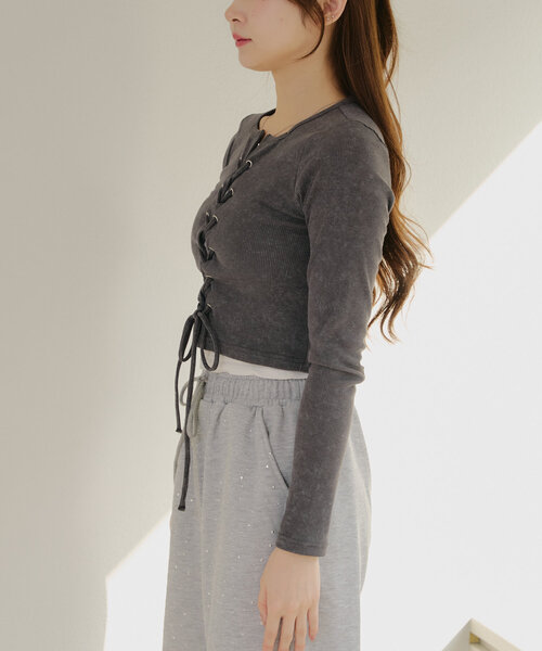 Another Branch olive des olive（アナザーブランチオリーブデオリーブ）の「【WEB限定】ピグメント風レースアップトップス（Tシャツ/カットソー・レディース・カーキ/ネイビー/チャコールグレー・FREE）」の9枚目の写真