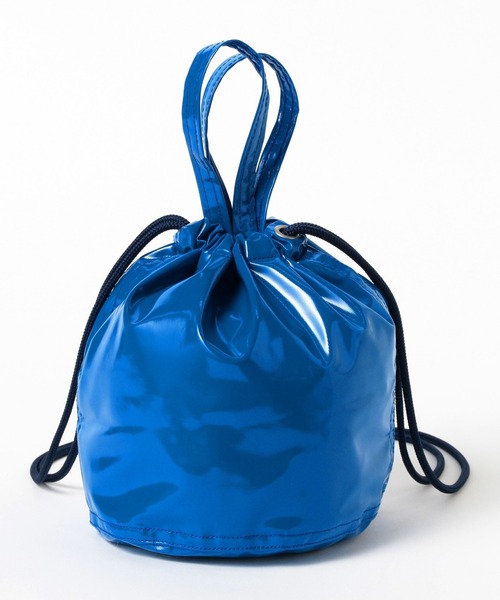 BEAMS BOY（ビームスボーイ）の「【別注】NAPRON / エナメル ミニ ペイシェント バッグ（トートバッグ・レディース・レッド/ブルー/ブラック・ONE SIZE）」の5枚目の写真