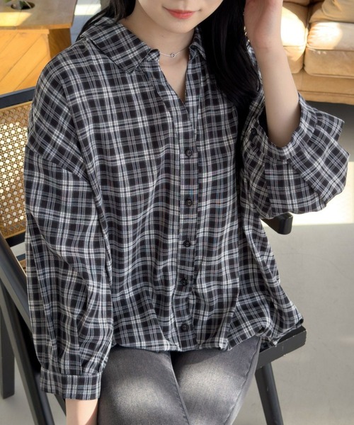 CLEAR BASIC（クリアベーシック）の「バックスピンドル裾タック七分袖ブラウス[オフィスカジュアル 着回し抜群 大人 カジュアル]≪SS新作≫（シャツ/ブラウス・レディース・ミント/ブラック系その他/サックスブルー/ピンク/オフホワイト・F）」の3枚目の写真