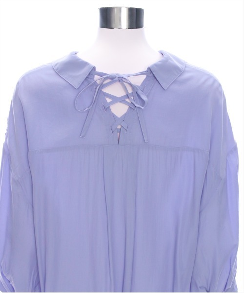 CLEAR BASIC（クリアベーシック）の「バックスピンドル裾タック七分袖ブラウス[オフィスカジュアル 着回し抜群 大人 カジュアル]≪SS新作≫（シャツ/ブラウス・レディース・ミント/ブラック系その他/サックスブルー/ピンク/オフホワイト・F）」の17枚目の写真