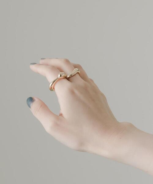 SMELLY(スメリー)の「ニュアンス2セットリング(リング・レディース・ゴールド・-)」の4枚目の写真