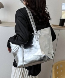 Forcement（フォースメント）の「シルバーシンプルショルダーバッグ（ショルダーバッグ）」