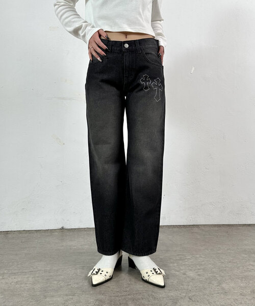 WHO'S WHO gallery（フーズフーギャラリー）の「2サイズ【SLOPPY/スロッピー】ラインストーンフレアデニム（デニムパンツ・レディース・ブラック/サックスブルー・MEDIUM/LARGE）」の8枚目の写真