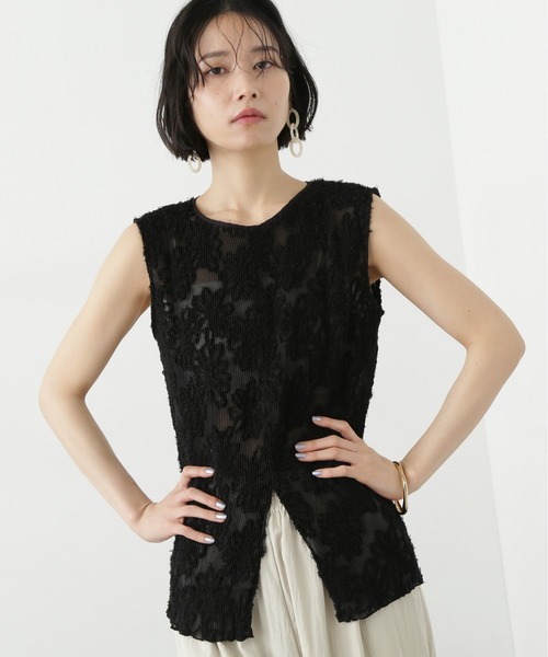 N.(N. Natural Beauty Basic)(エヌエヌナチュラルビューティーベーシック)の「スプリットヘムプリーツブラウス(シャツ/ブラウス・レディース・オフホワイト/ブラック・MEDIUM)」の16枚目の写真