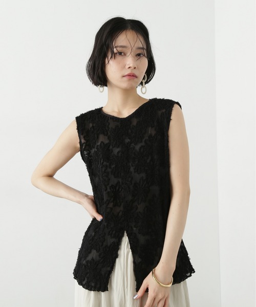 N.(N. Natural Beauty Basic)(エヌエヌナチュラルビューティーベーシック)の「スプリットヘムプリーツブラウス(シャツ/ブラウス・レディース・オフホワイト/ブラック・MEDIUM)」の19枚目の写真