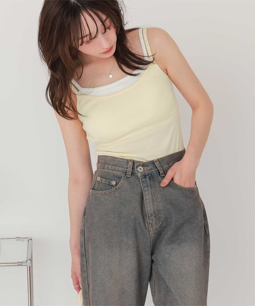 titivate（ティティベイト）の「カップ付きレイヤード風キャミソール（キャミソール・レディース・ブラウン/ライトグレー/ブラック/クリーム・S/M/L）」の4枚目の写真