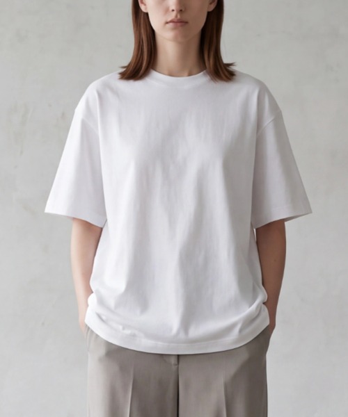 United Athle(ユナイテッドアスレ)の「【CBT1】【United Athle】6.0オンス オーセンティック オープンエンド ヘヴィーウェイト Tシャツ 4500(Tシャツ/カットソー・メンズ・ブラック/スミクロ/ホワイト・LARGE/X-LARGE/MEDIUM)」の2枚目の写真