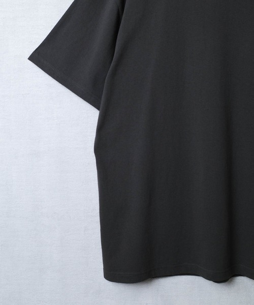 United Athle(ユナイテッドアスレ)の「【CBT1】【United Athle】6.0オンス オーセンティック オープンエンド ヘヴィーウェイト Tシャツ 4500(Tシャツ/カットソー・メンズ・ブラック/スミクロ/ホワイト・LARGE/X-LARGE/MEDIUM)」の4枚目の写真