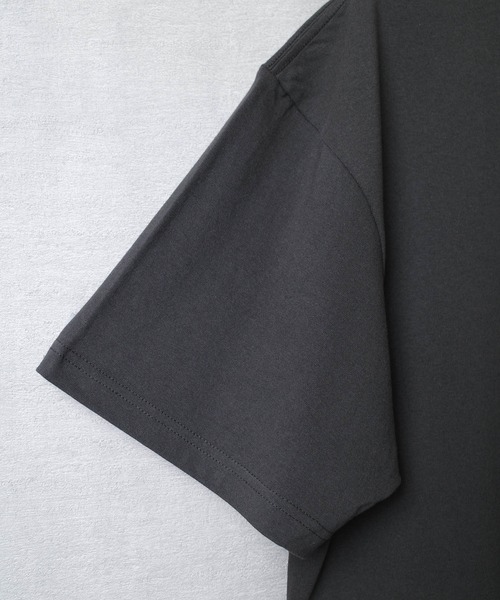 United Athle(ユナイテッドアスレ)の「【CBT1】【United Athle】6.0オンス オーセンティック オープンエンド ヘヴィーウェイト Tシャツ 4500(Tシャツ/カットソー・メンズ・ブラック/スミクロ/ホワイト・LARGE/X-LARGE/MEDIUM)」の12枚目の写真