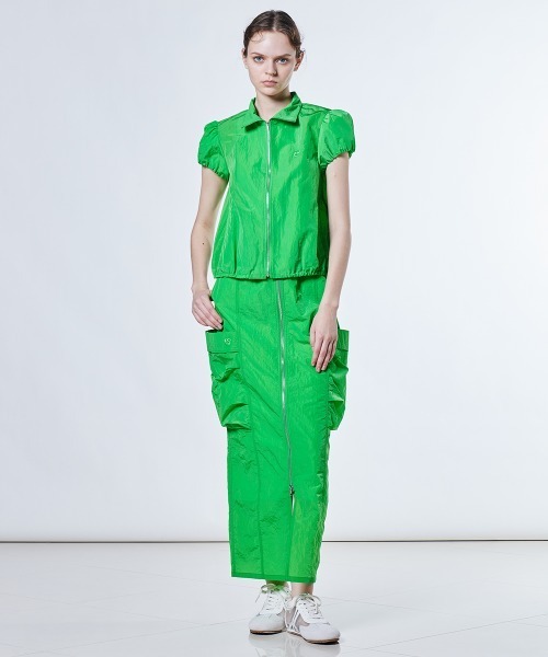 DOUBLE STANDARD CLOTHING（ダブルスタンダードクロージング）の「グロッシータフタジャケット（ブルゾン・レディース・ブラック/グリーン・36/38）」の5枚目の写真