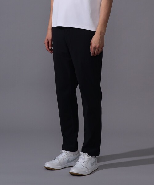 BEAMS GOLF(ビームスゴルフ)の「B.G.THREE / ALL-TIME アイレットニット テーパードパンツ(その他パンツ・メンズ・ブラック/ネイビー・SMALL/MEDIUM/LARGE/X-LARGE)」の1枚目の写真