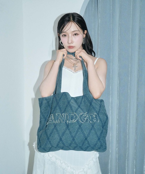 ANDGEEBEE（アンジービー）の「デニムキルティングトートバッグ（トートバッグ・レディース・インディゴブルー/ブラック・FREE）」の7枚目の写真