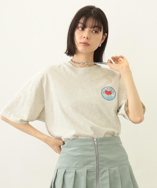 MILKFED.（ミルクフェド）の「CIRCLE STRAWBERRY LOGO S/S TEE（Tシャツ/カットソー・レディース・ライトピンク/オートミール/チャコール・M/L）」の2枚目の写真