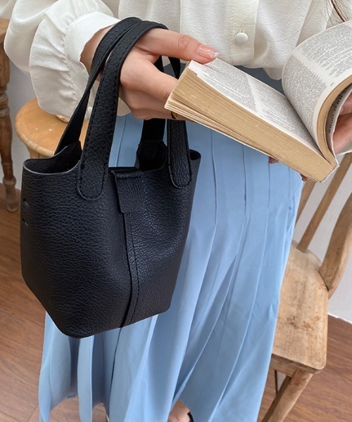 gossip！ロサンゼルス（ゴシップロサンゼルス）の「スナップ式 2wayミニトート（トートバッグ・レディース・オフホワイト/ベージュ/ブラック・FREE）」の13枚目の写真